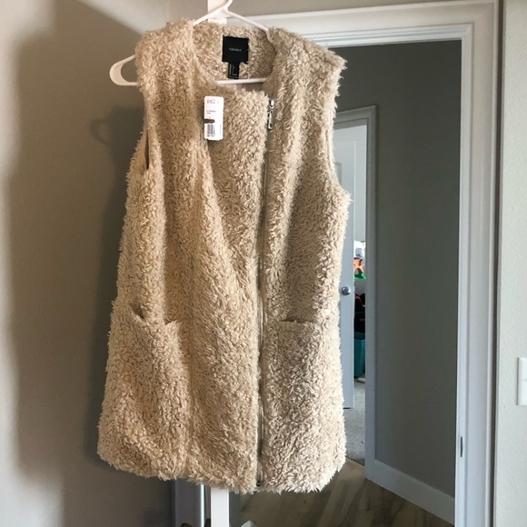 Forever 21 Tops - Fuzzy tunic vest